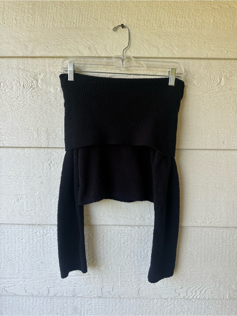 Black off shoulder long sleeve top